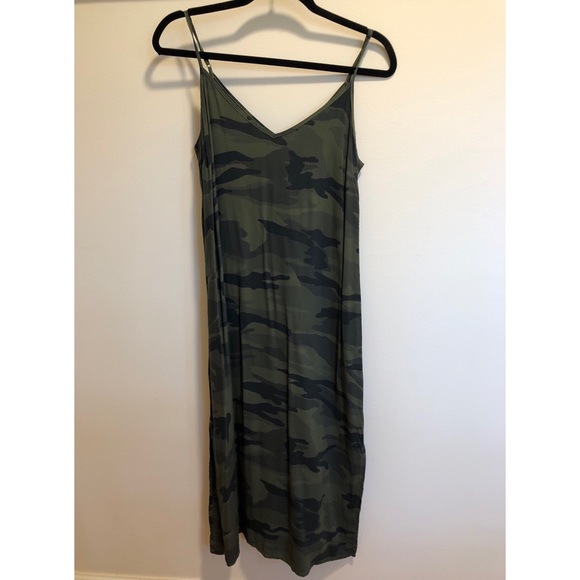 Splendid Dresses & Skirts - Splendid Army slit dress Splendid Dresses & Skirts - Splendid Army slit dress